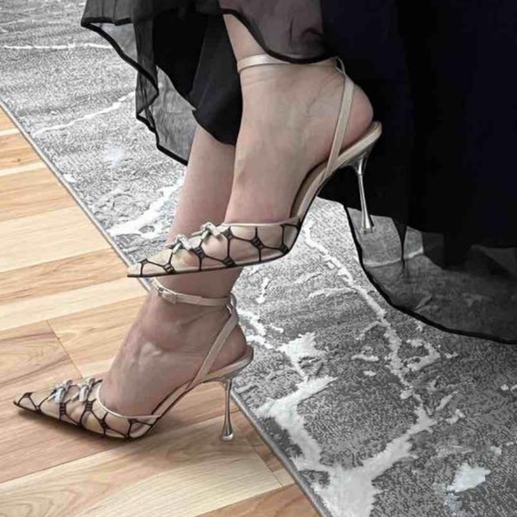 NWT SOLD OUT MACH & MACH Matilda Ankle Strap Pointed Toe Pump 38.5 - Picture 8 of 15